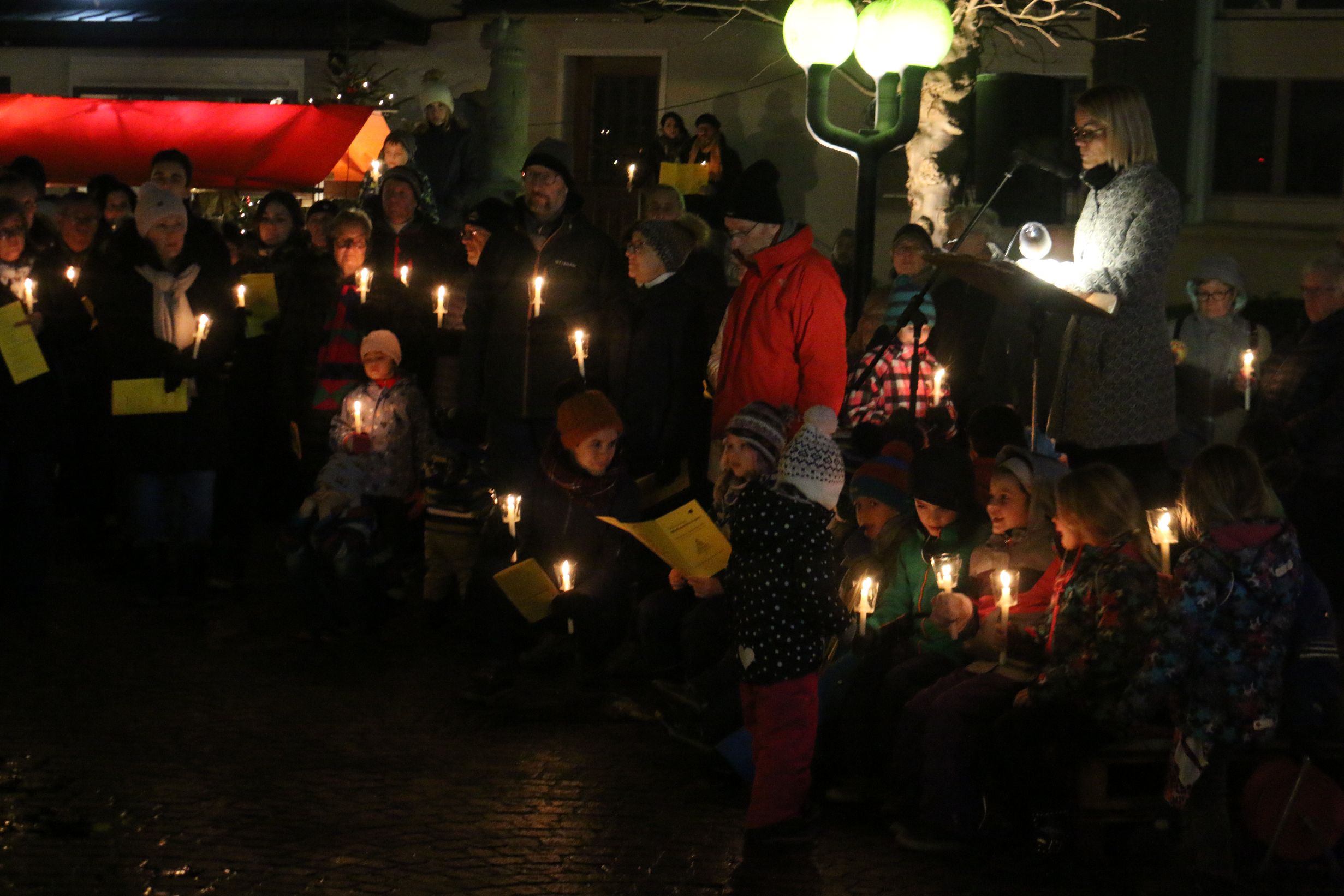 Lesende Kleine Mein Kulturtröckli