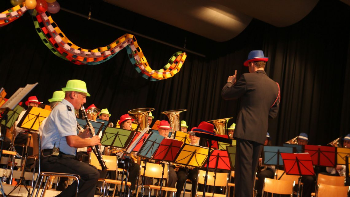 Klingende Ton-Bild-Schau in der Bichwiler Turnhalle